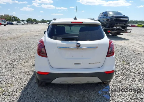 2019 Buick Encore Fwd Essence z USA, uszkodzony, nr VIN KL4CJCSM2KB888750
